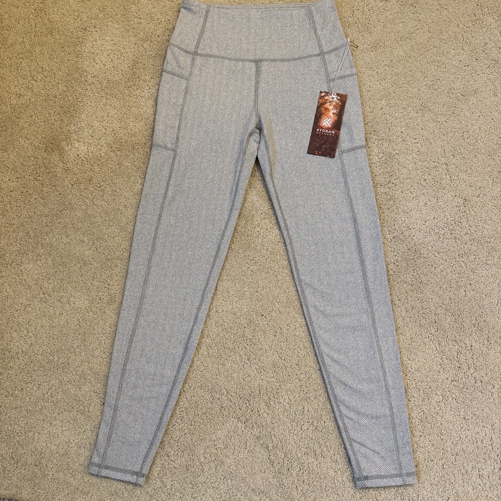 NWT Kyodan Outdoor Leggings Running Athletic Performance Pants Women's Size XS‎